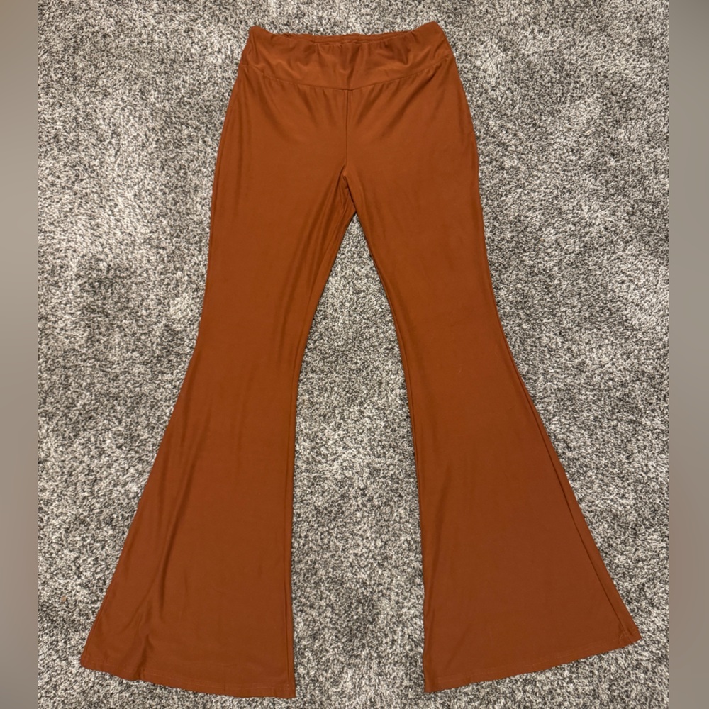 Burnt Orange bell bottom leggings - Picture 4 of 6
